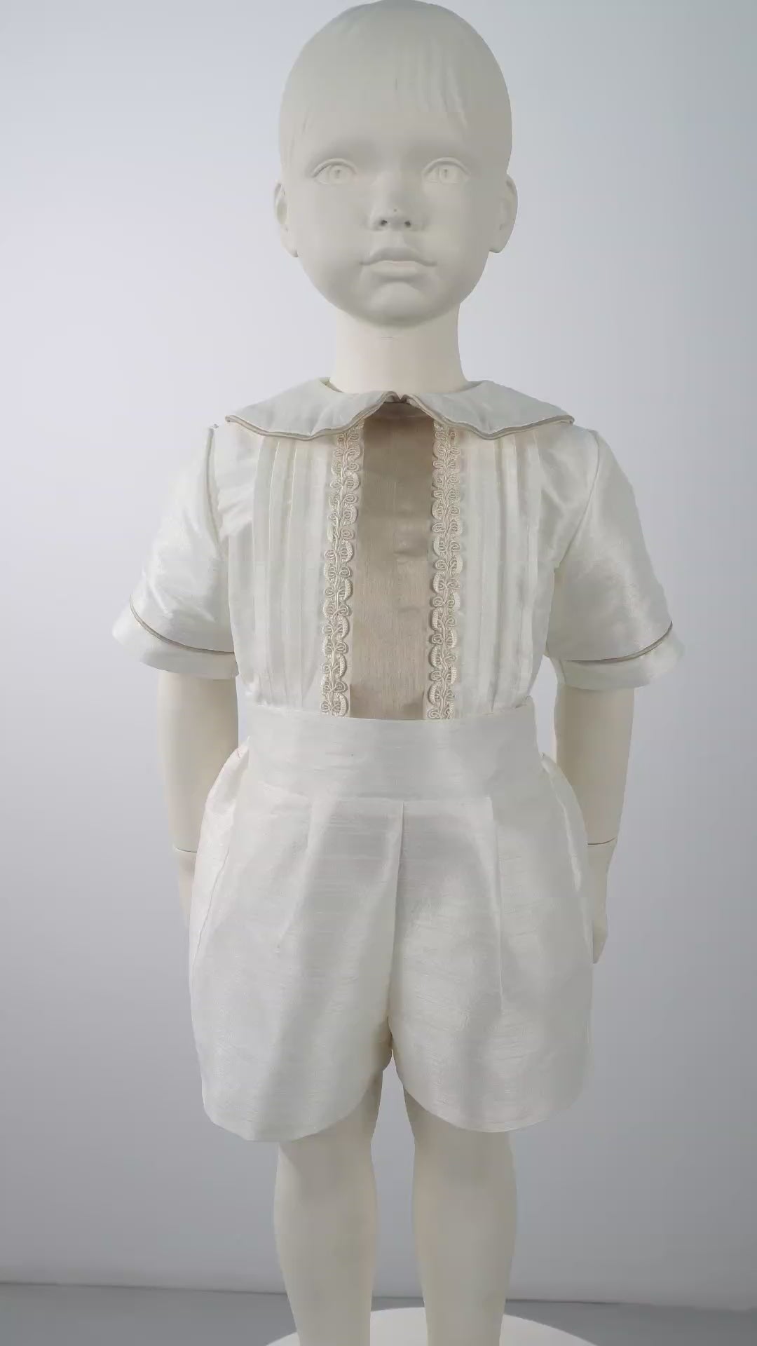Traje de Bautizo para Niño en Marfil y Oro  – 412