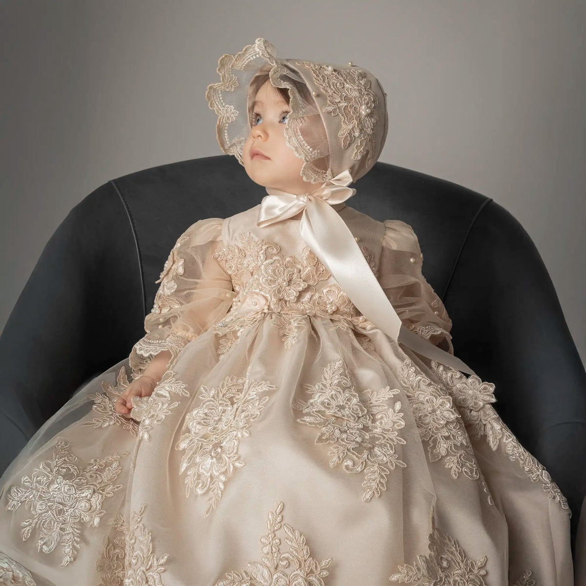 Ropones de BautizoRopón Signature S60 – Beige · Incluye Vestido de FiestaLuca Gobbi