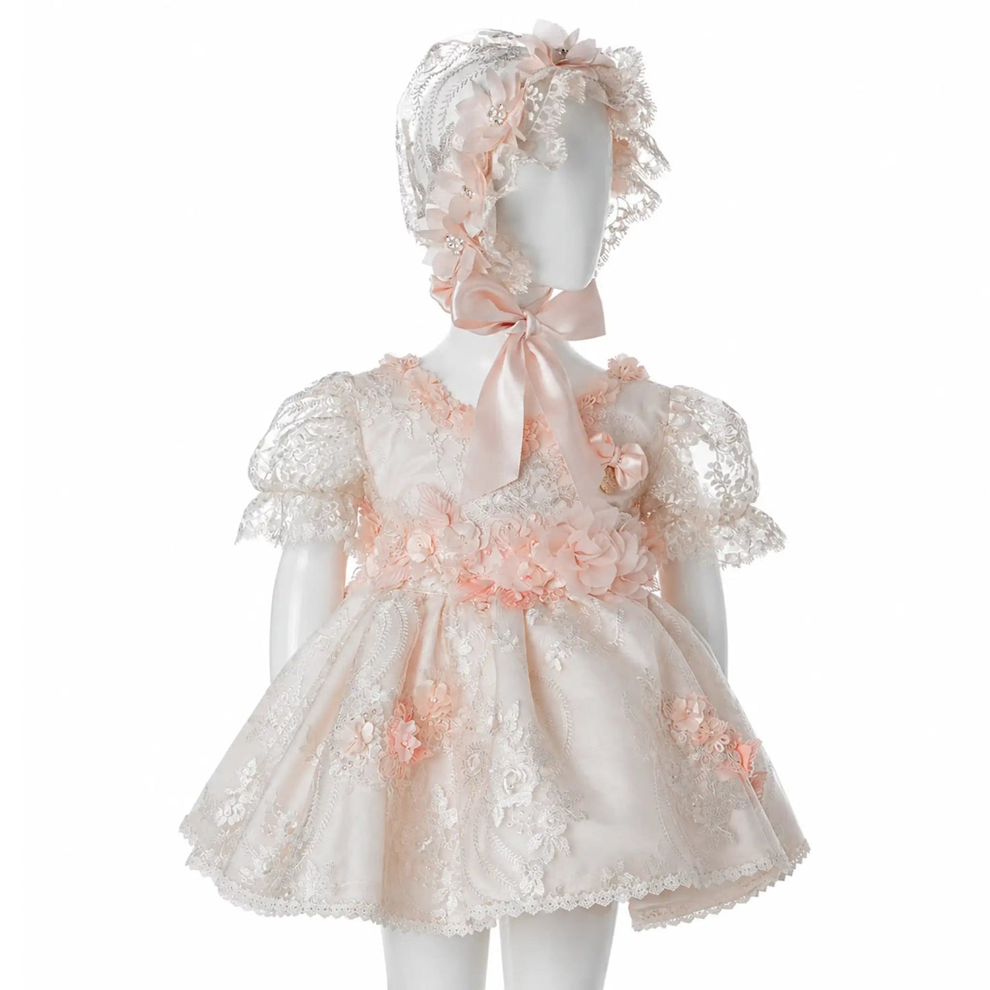 Vestidos para BautizoVestido Signature Bella M50 – Beige · Incluye GorroLuca Gobbi